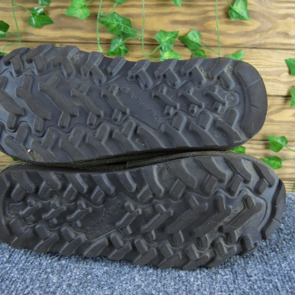 BearPaw stay cozy